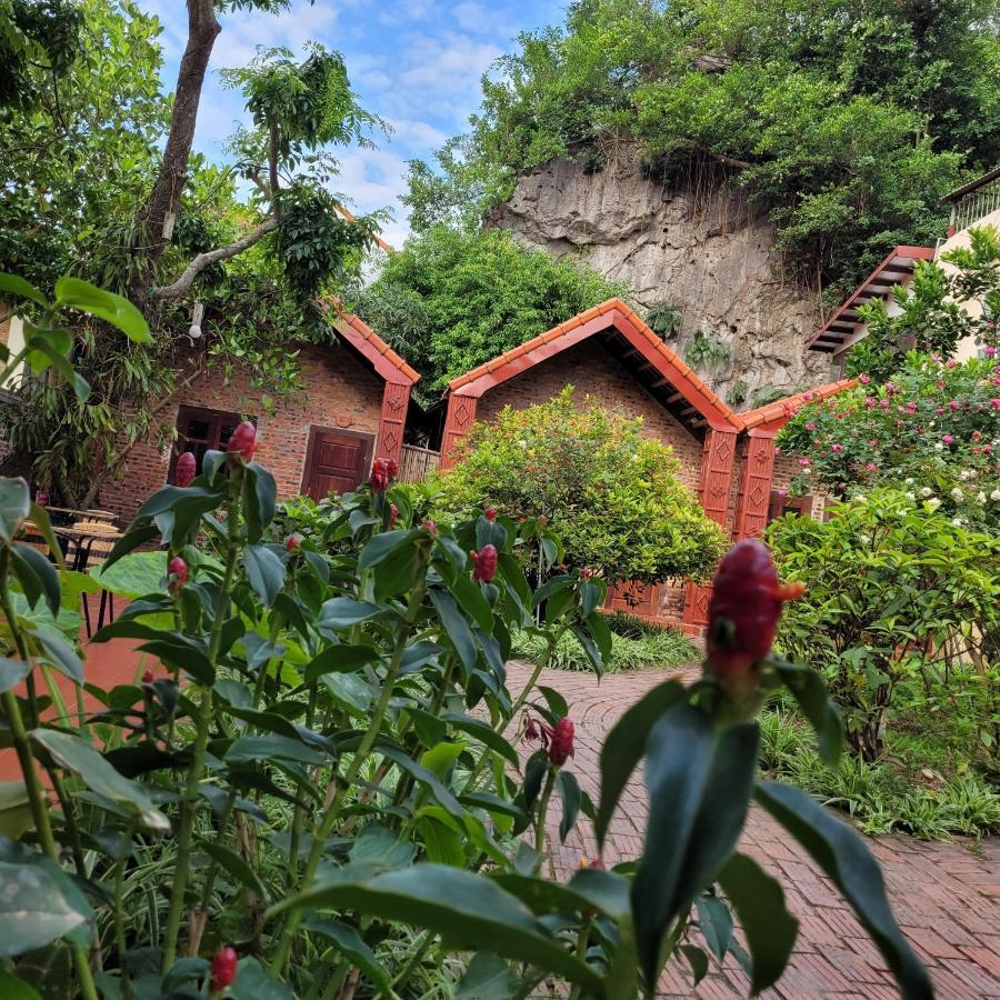 Tam Coc Mountain Lake Homestay Ninh Binh Zewnętrze zdjęcie